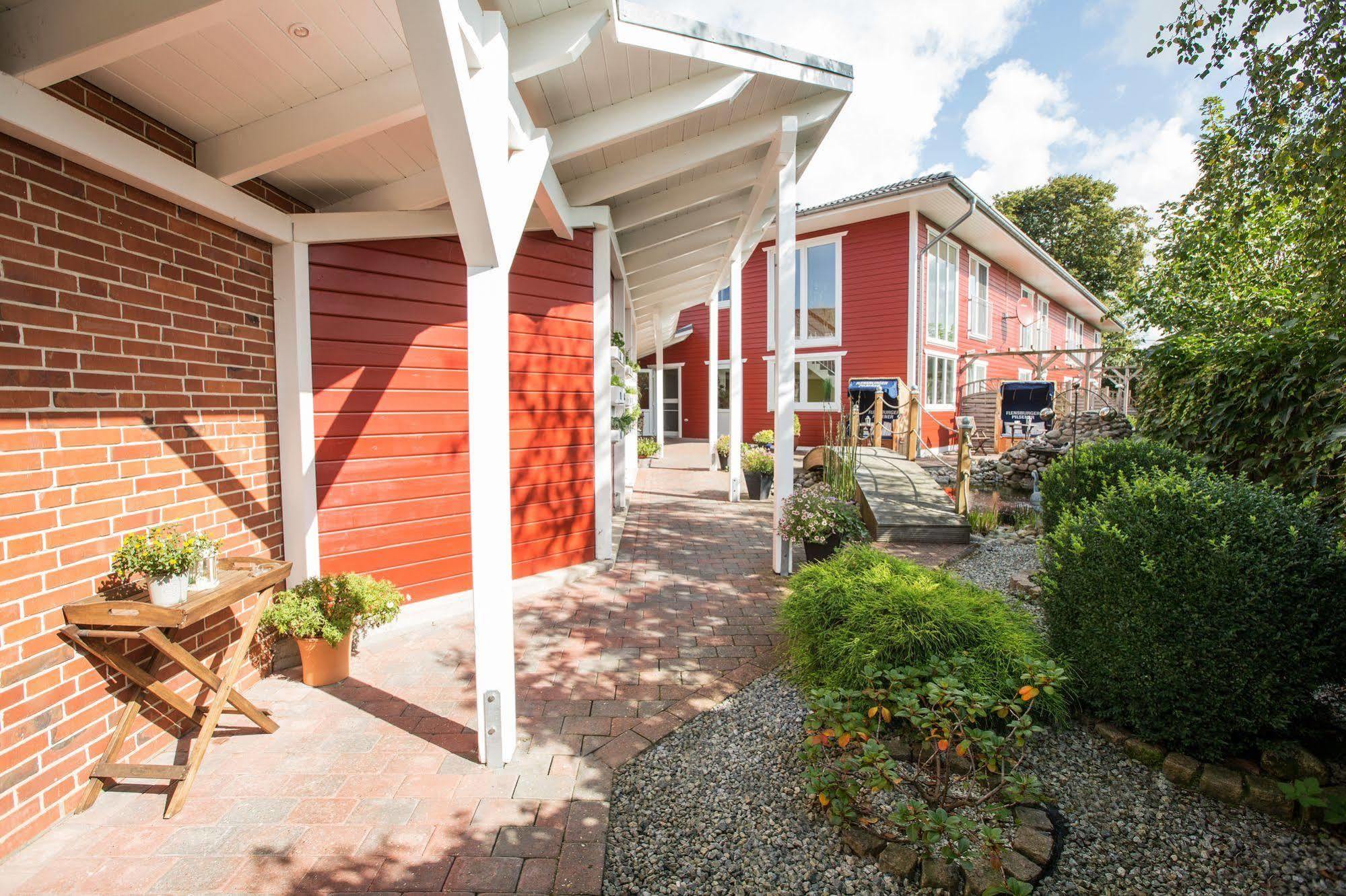 Paulsen'S Landhotel Und Restaurant Bohmstedt Dış mekan fotoğraf